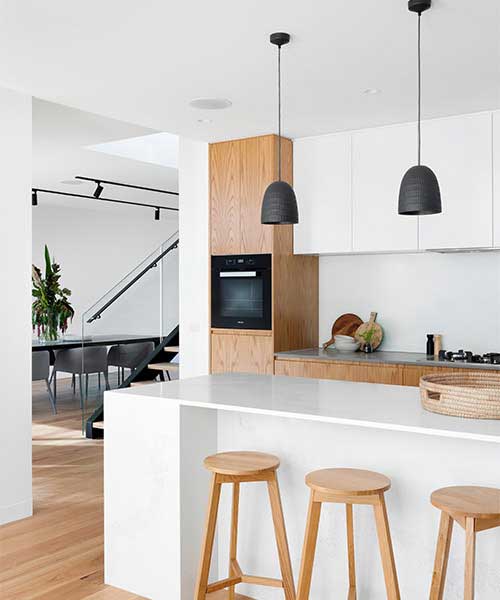 أبواب خشبية فاخرة بتصاميم راقية